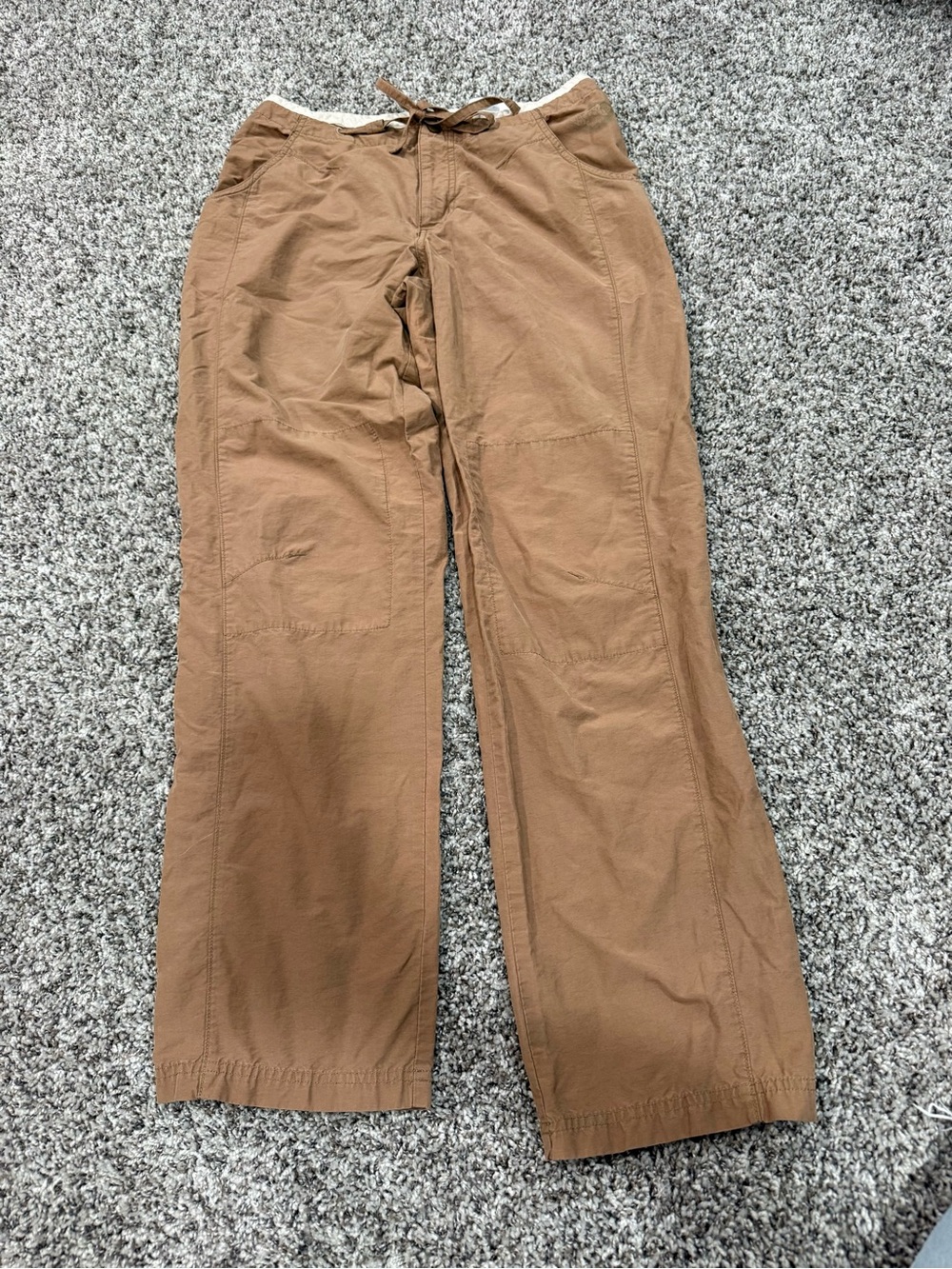 Columbia Women's Straight-Leg Drawstring Pants in Tan Brown